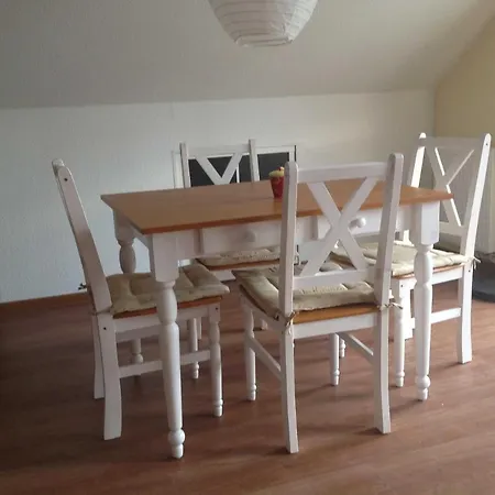 Studiowohnung, Offener Wohn- Und Schlafber * Langgons